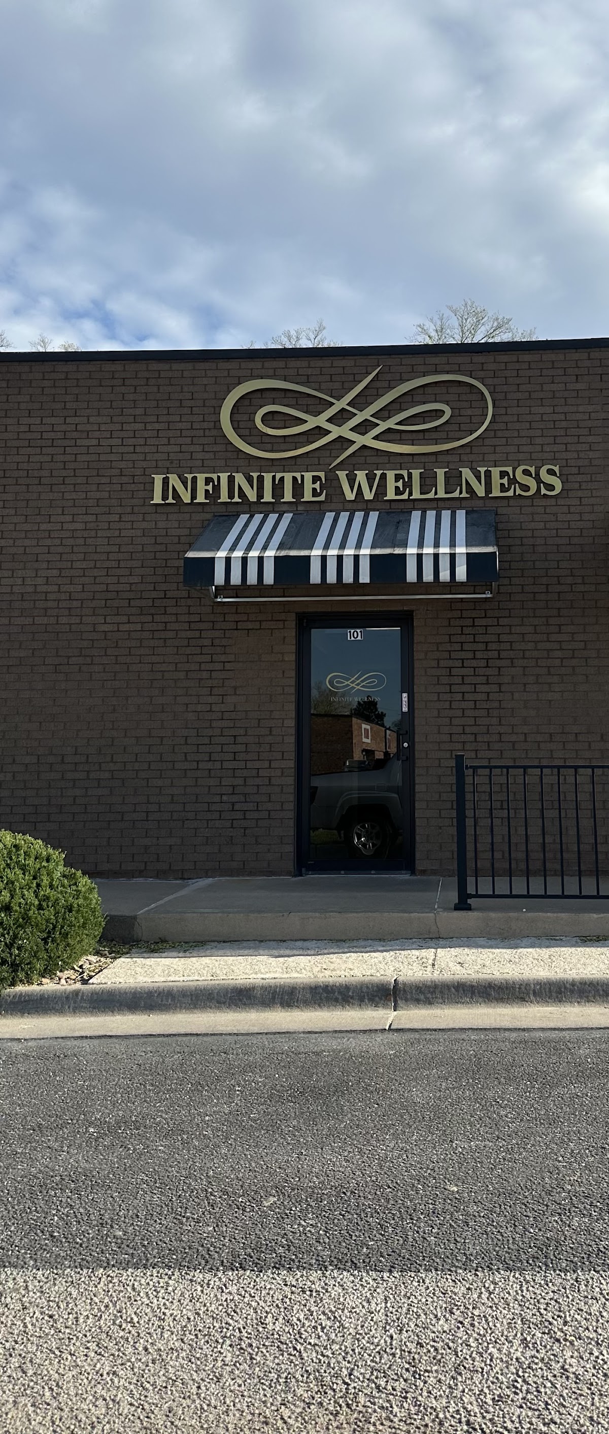 23 Best GLP-1 Clinics in Wichita, Kansas (2026)